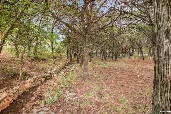 $778,500 | 954 Santa Cruz Lane, New Braunfels, TX 78132