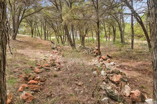 $778,500 | 954 Santa Cruz Lane, New Braunfels, TX 78132