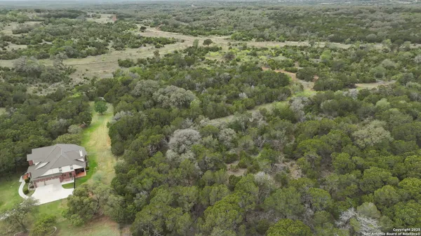 $778,500 | 954 Santa Cruz Lane, New Braunfels, TX 78132