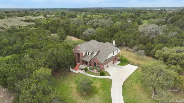 $778,500 | 954 Santa Cruz Lane, New Braunfels, TX 78132