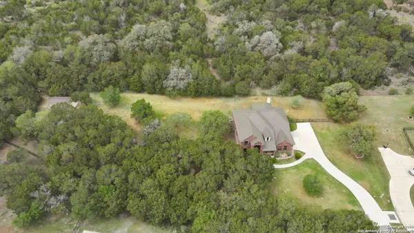 $778,500 | 954 Santa Cruz Lane, New Braunfels, TX 78132