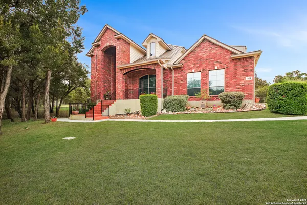 $778,500 | 954 Santa Cruz Lane, New Braunfels, TX 78132