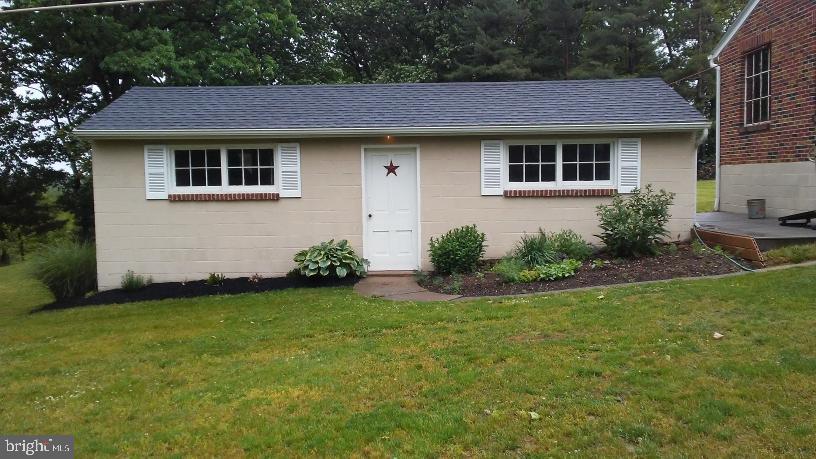 244 Greble Road Jonestown, PA 17038 - Photo 5 of 16 Gallery Image 5
