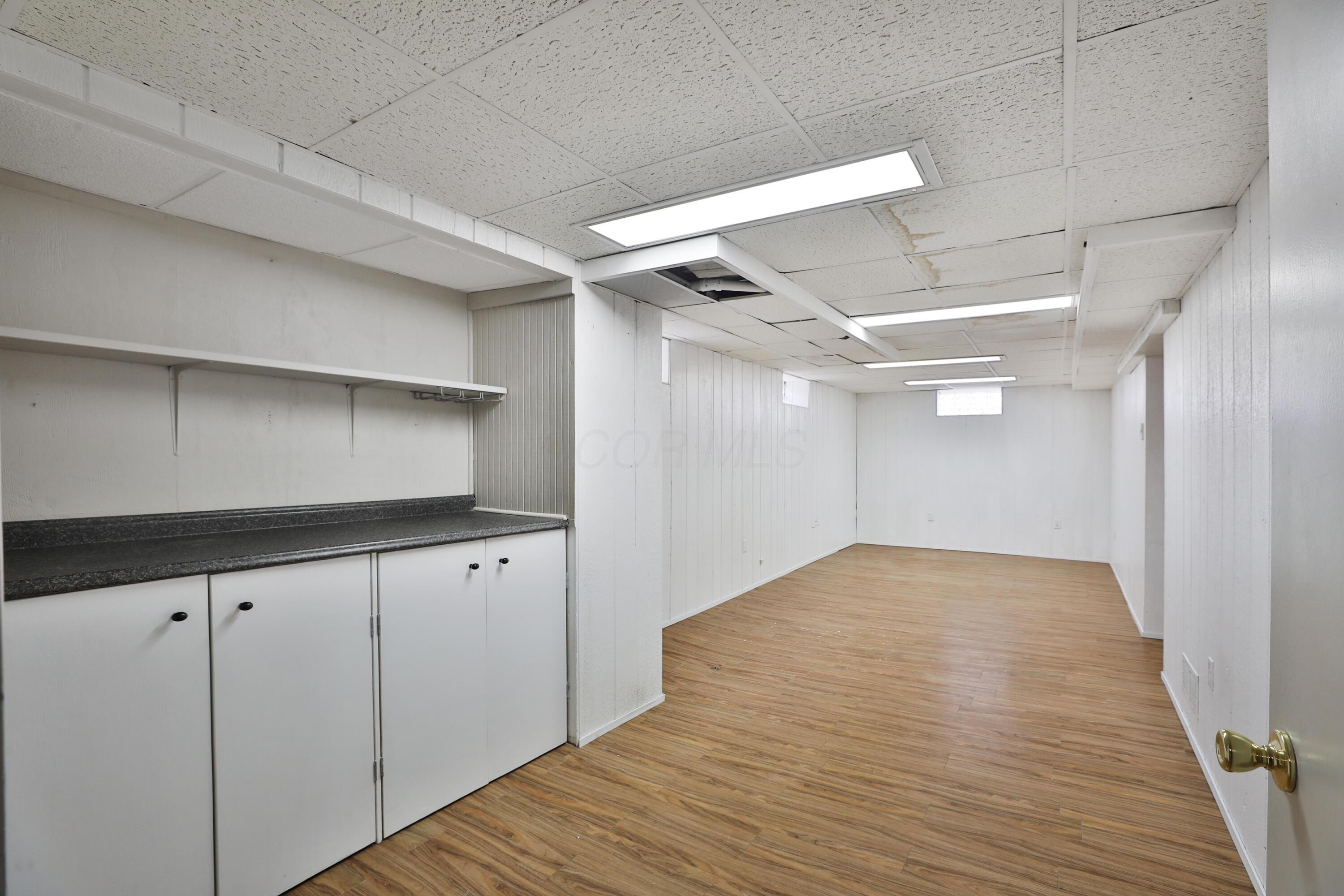 990 Vernon Road Columbus, OH 43209 - Photo 46 of 60 990-Vernon-46