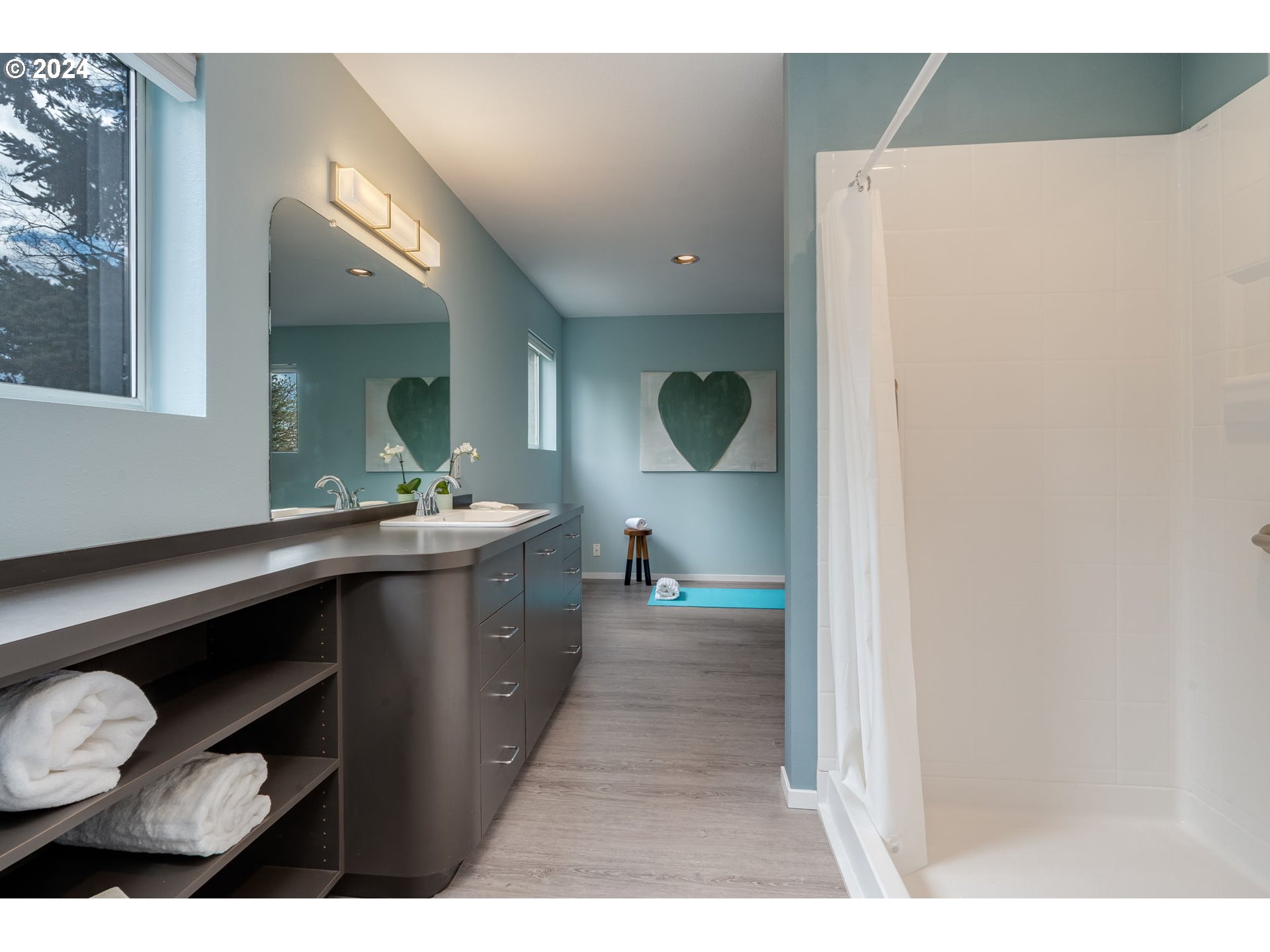 9268 Southwest Brier Place Portland, OR 97219 - Photo 27 of 40 Gallery Image 27
