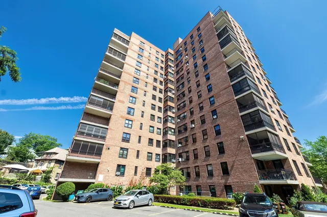 $429,500 | 3850 Sedgwick Avenue, Unit 5J | Kingsbridge Heights