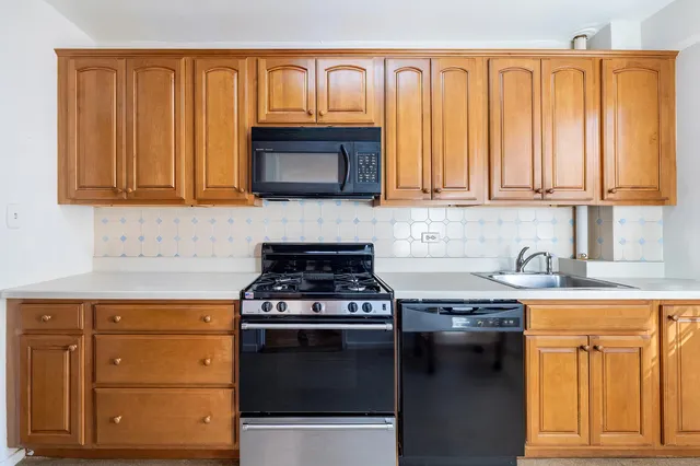 $429,500 | 3850 Sedgwick Avenue, Unit 5J | Kingsbridge Heights