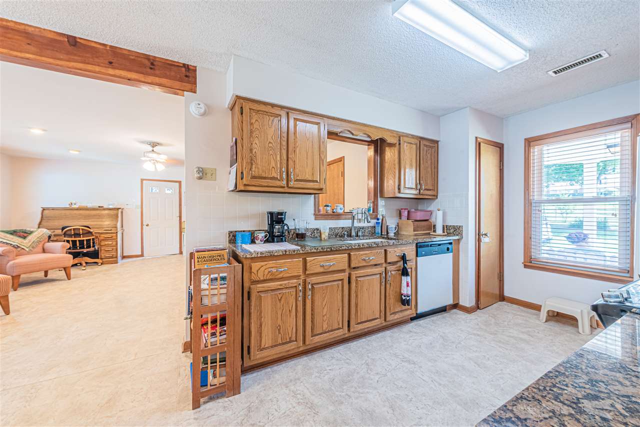 9751 Old Memphis Road Atoka, TN 38004 - Photo 6 of 23 Gallery Image 6