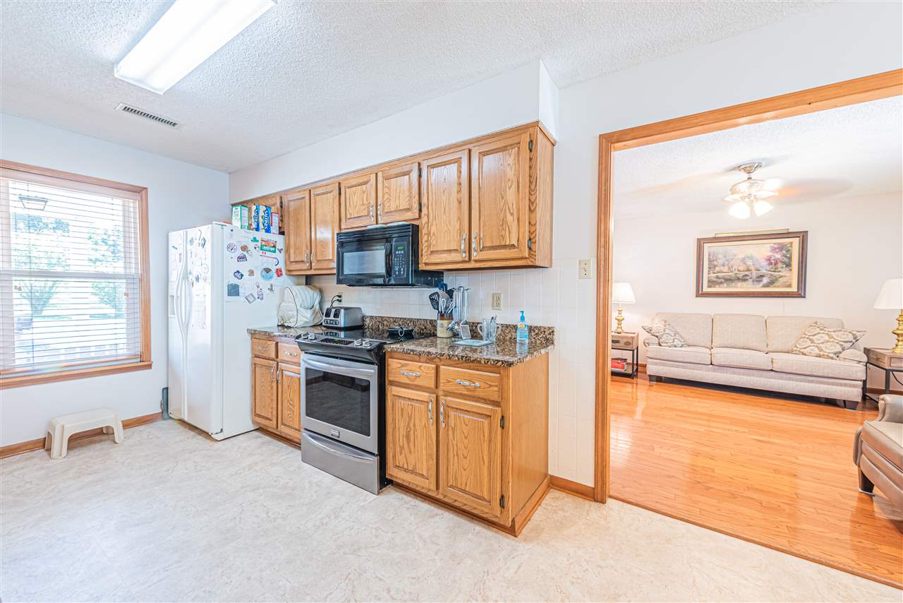 9751 Old Memphis Road Atoka, TN 38004 - Photo 7 of 23 Gallery Image 7