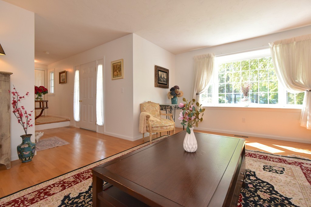 283 Potter Road Framingham, MA 01701 - Photo 17 of 29 a close view of dining table