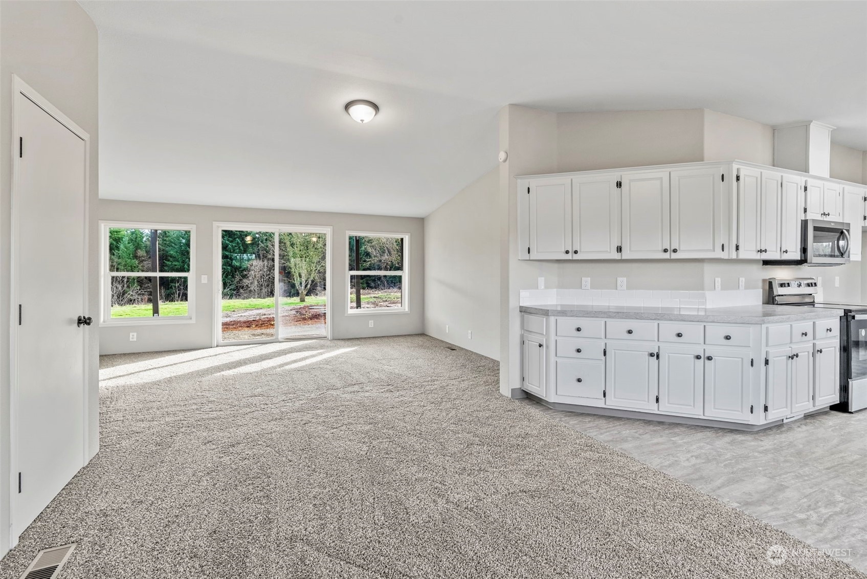 182-100 Burchett Road Onalaska, WA 98570 - Photo 5 of 22 Gallery Image 5