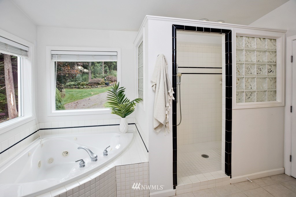 4520 Northeast Rova Road Poulsbo, WA 98370 - Photo 29 of 40 Gallery Image 29