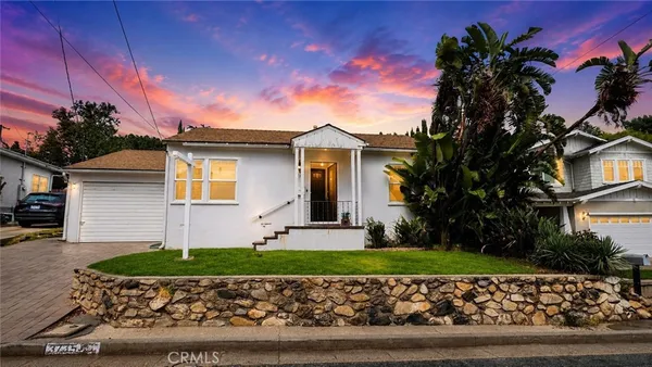 $3,500 | 3735 5th, La Crescenta, CA 91214