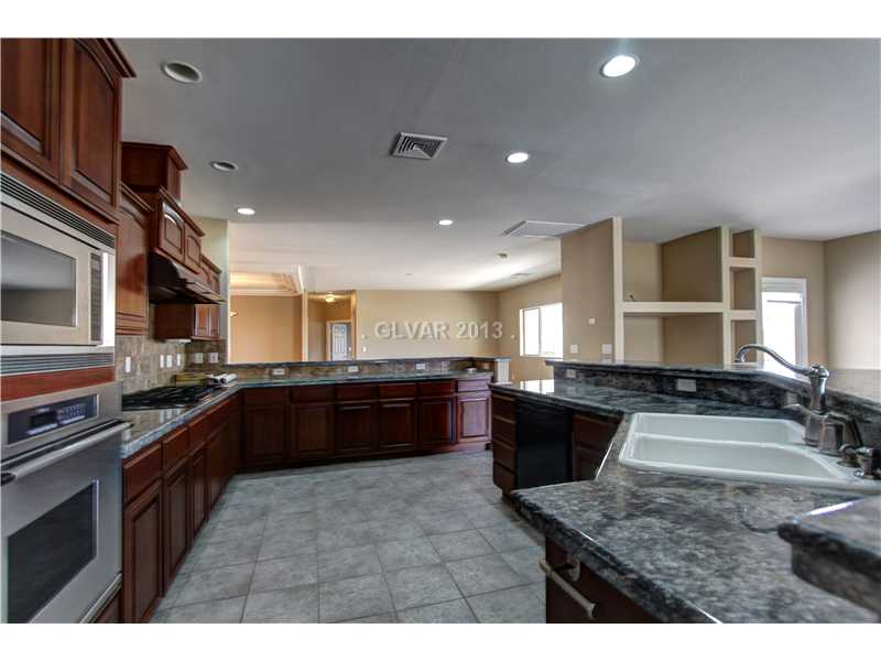 1120 Norellat Road Henderson, NV 89011 - Photo 7 of 21 Kitchen.
