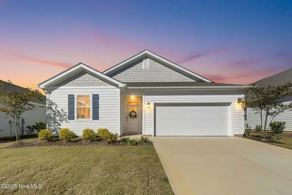 $352,500 | 3109 Lochgreen Circle, Leland, NC 28451