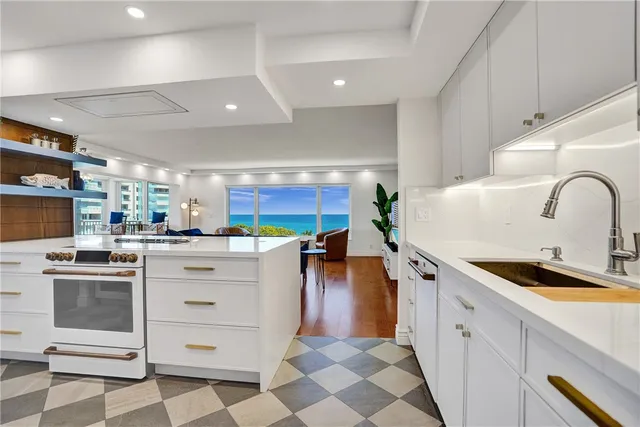 $1,640,000 | 600 South Ocean Boulevard, Unit 506, Boca Raton, FL 33432