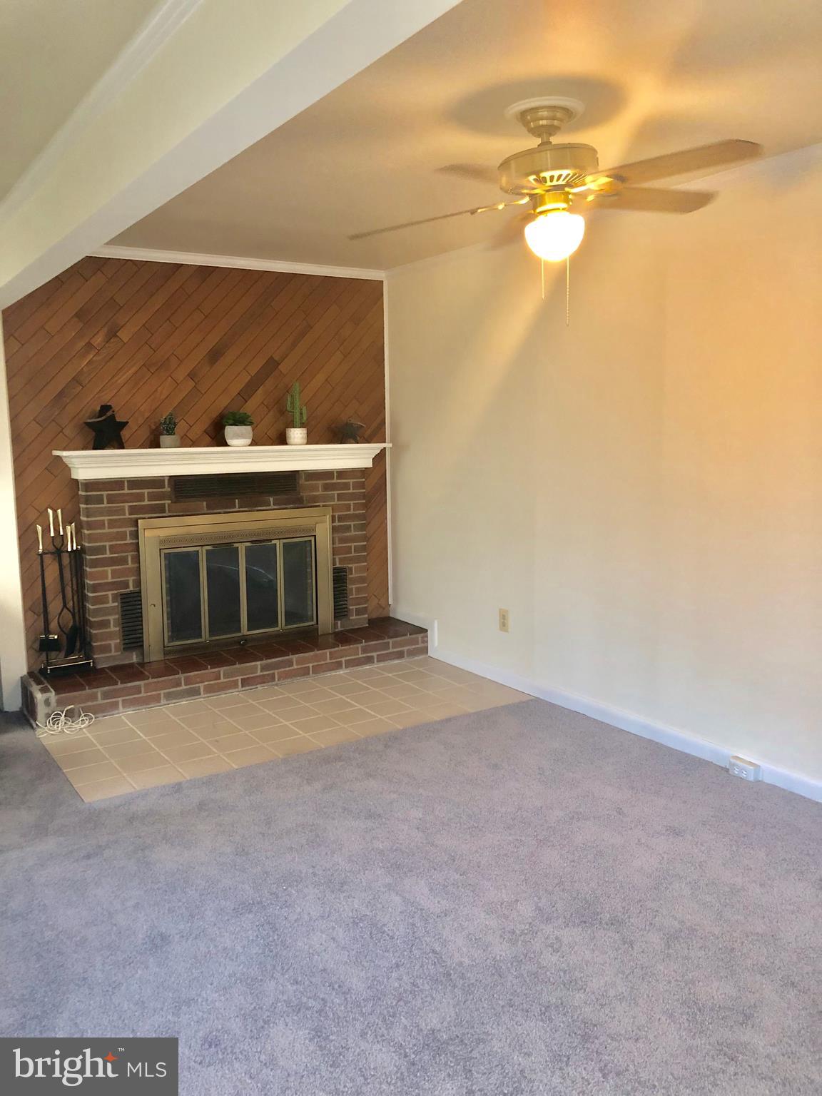 2703 West Woodwell Road Baltimore, MD 21222 - Photo 47 of 67 FAMILY ROOM ...WARM AND INVITING