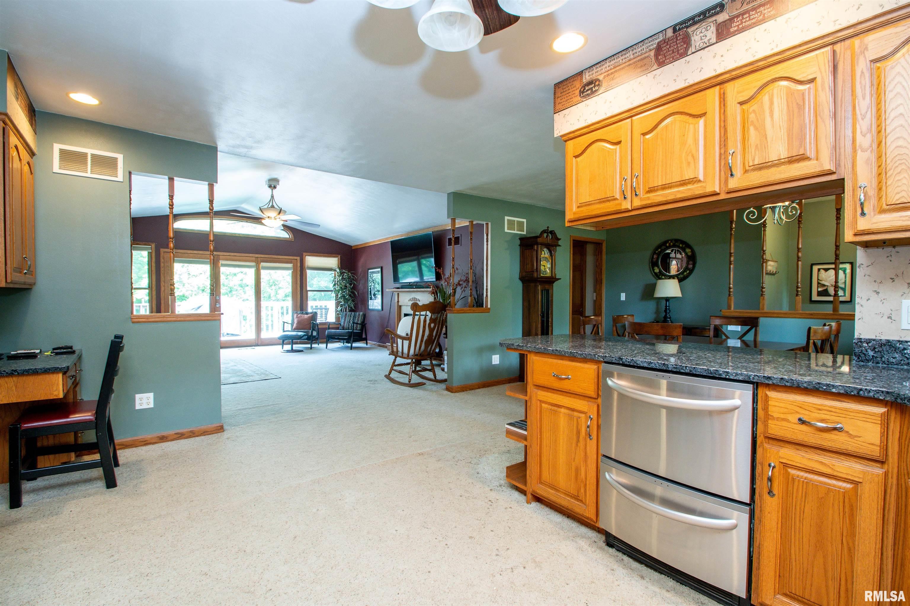18523 Zimmerman Road Deer Creek, IL 61733 - Photo 14 of 48 Gallery Image 14
