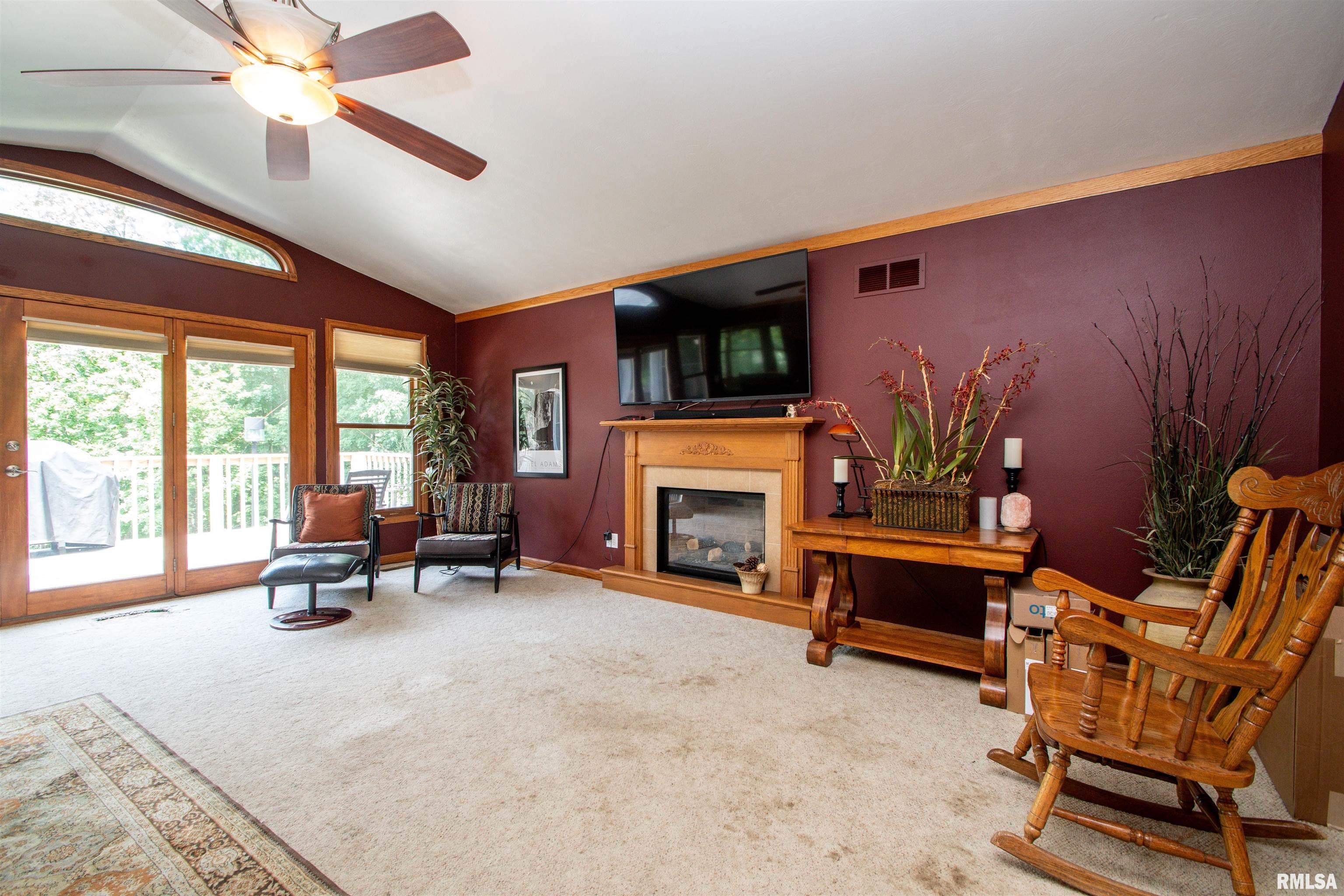 18523 Zimmerman Road Deer Creek, IL 61733 - Photo 16 of 48 Gallery Image 16