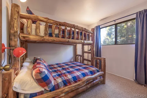 $775,000 | 170 North Eureka Drive, Big Bear Lake, CA 92315