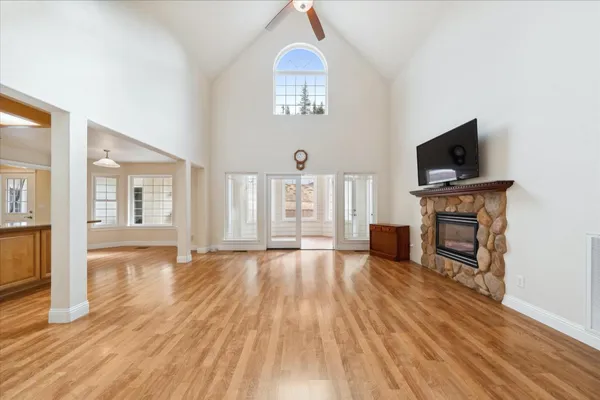 a view of livingroom with furniture and fireplace