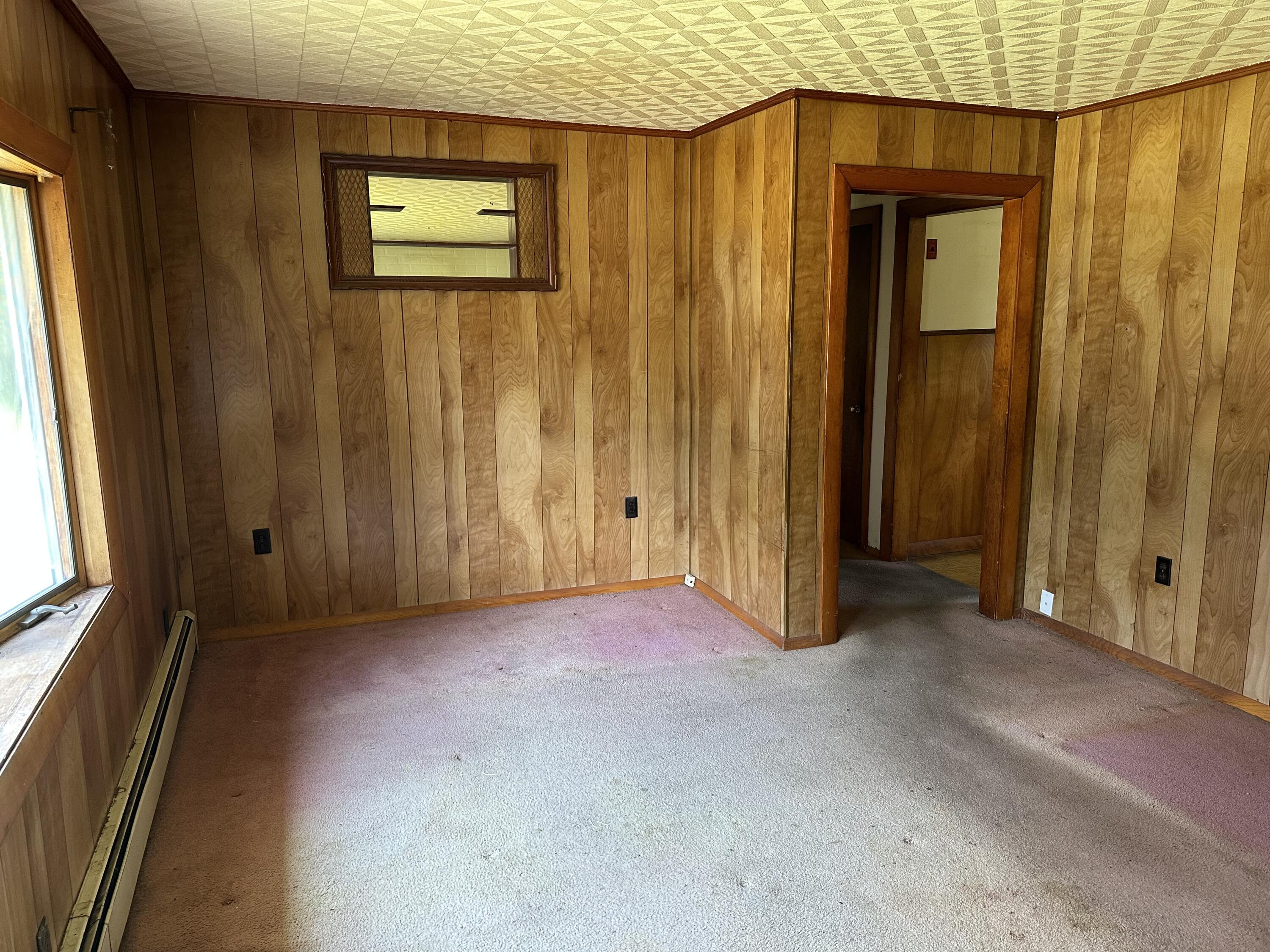 256 Hanscom Road Eliot, ME 03903 - Photo 14 of 42 Photo Jun 02 2023, 12 35 09 PM