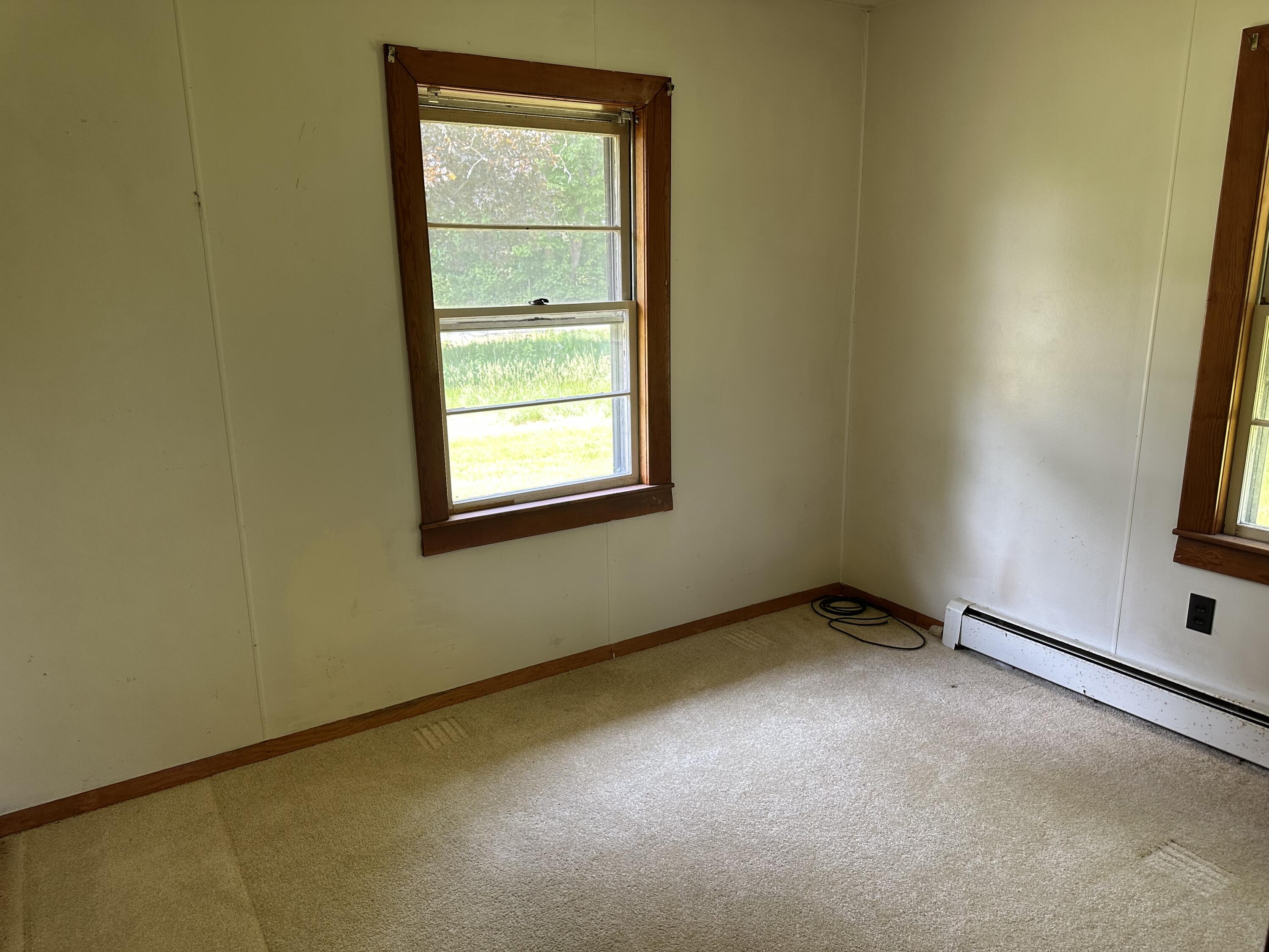 256 Hanscom Road Eliot, ME 03903 - Photo 19 of 42 Photo Jun 02 2023, 12 36 02 PM