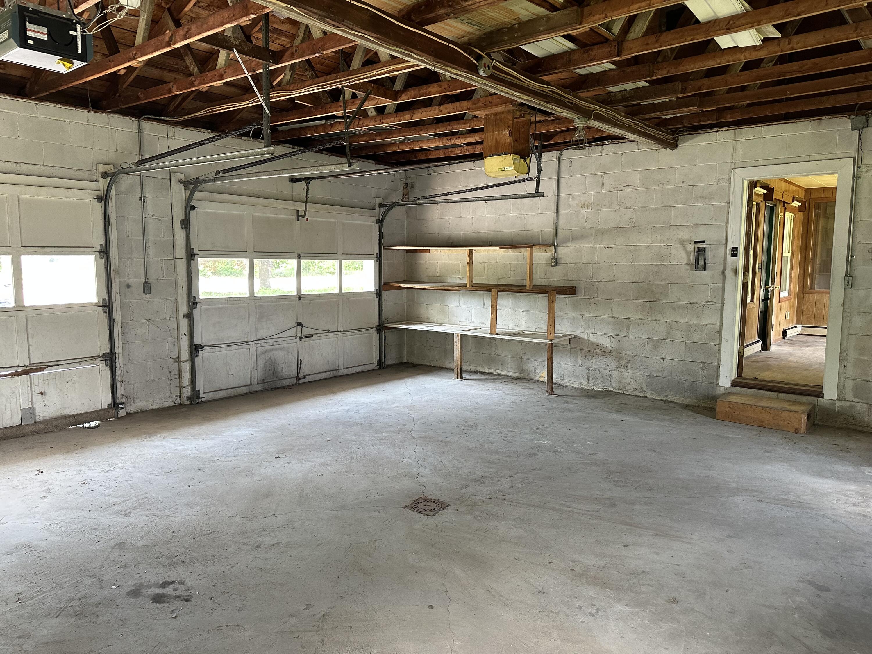 256 Hanscom Road Eliot, ME 03903 - Photo 6 of 42 Photo Jun 02 2023, 12 33 25 PM