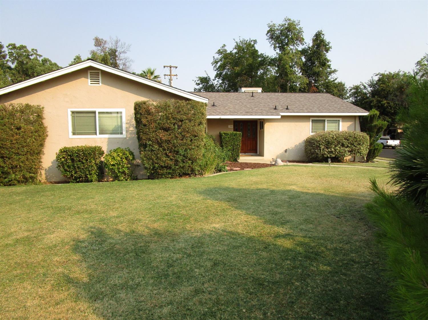 2034 Raymond Road Hanford, CA 93230 - Photo 1 of 22 Gallery Image 1