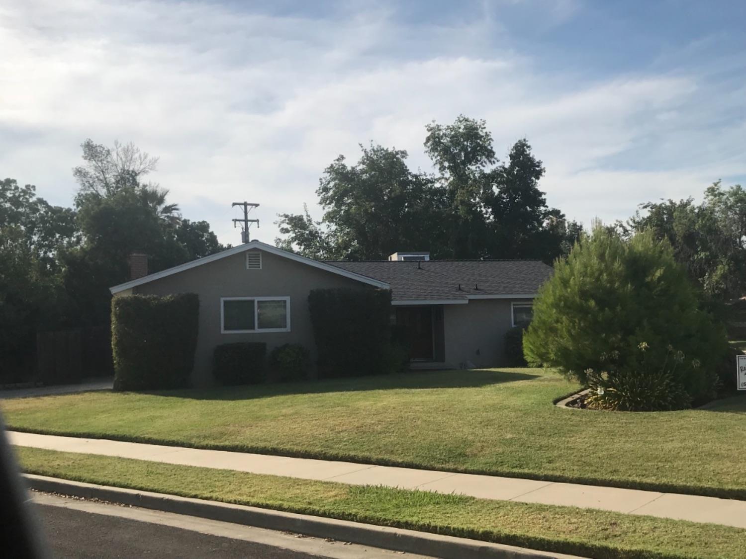 2034 Raymond Road Hanford, CA 93230 - Photo 2 of 22 Gallery Image 2