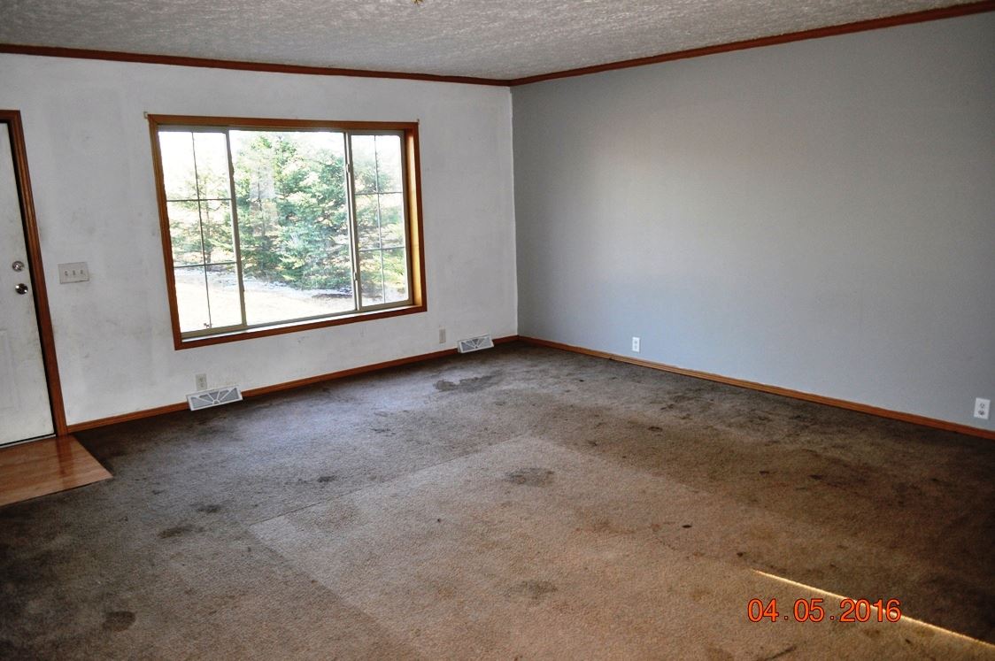 5575 North Chippewa Road Coleman, MI 48618 - Photo 14 of 28 1813615-14.JPG