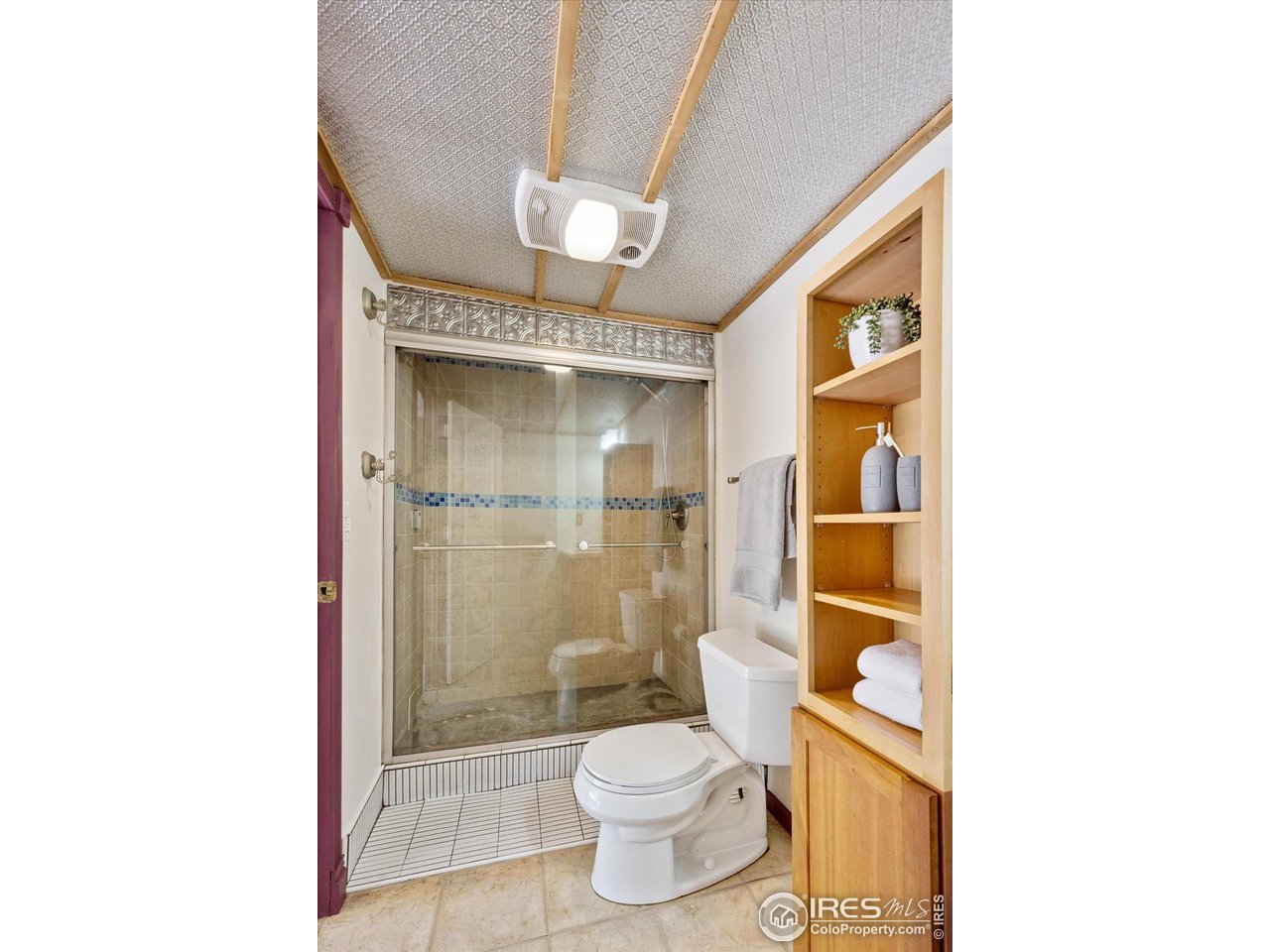 1351 Marshall Road Boulder, CO 80305 - Photo 27 of 46 a bathroom with a toilet and a shower