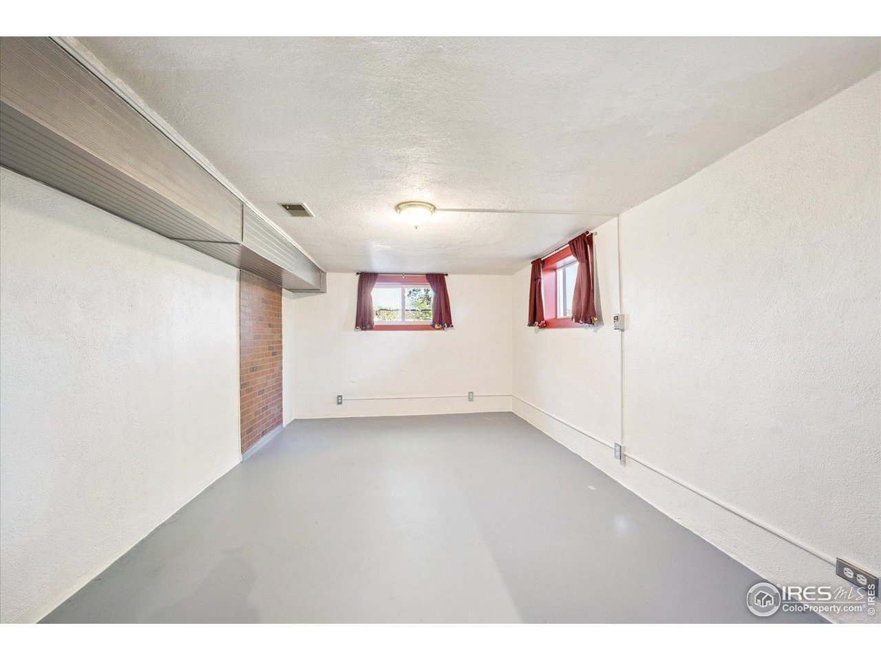 1351 Marshall Road Boulder, CO 80305 - Photo 34 of 46 a view of an empty room and window