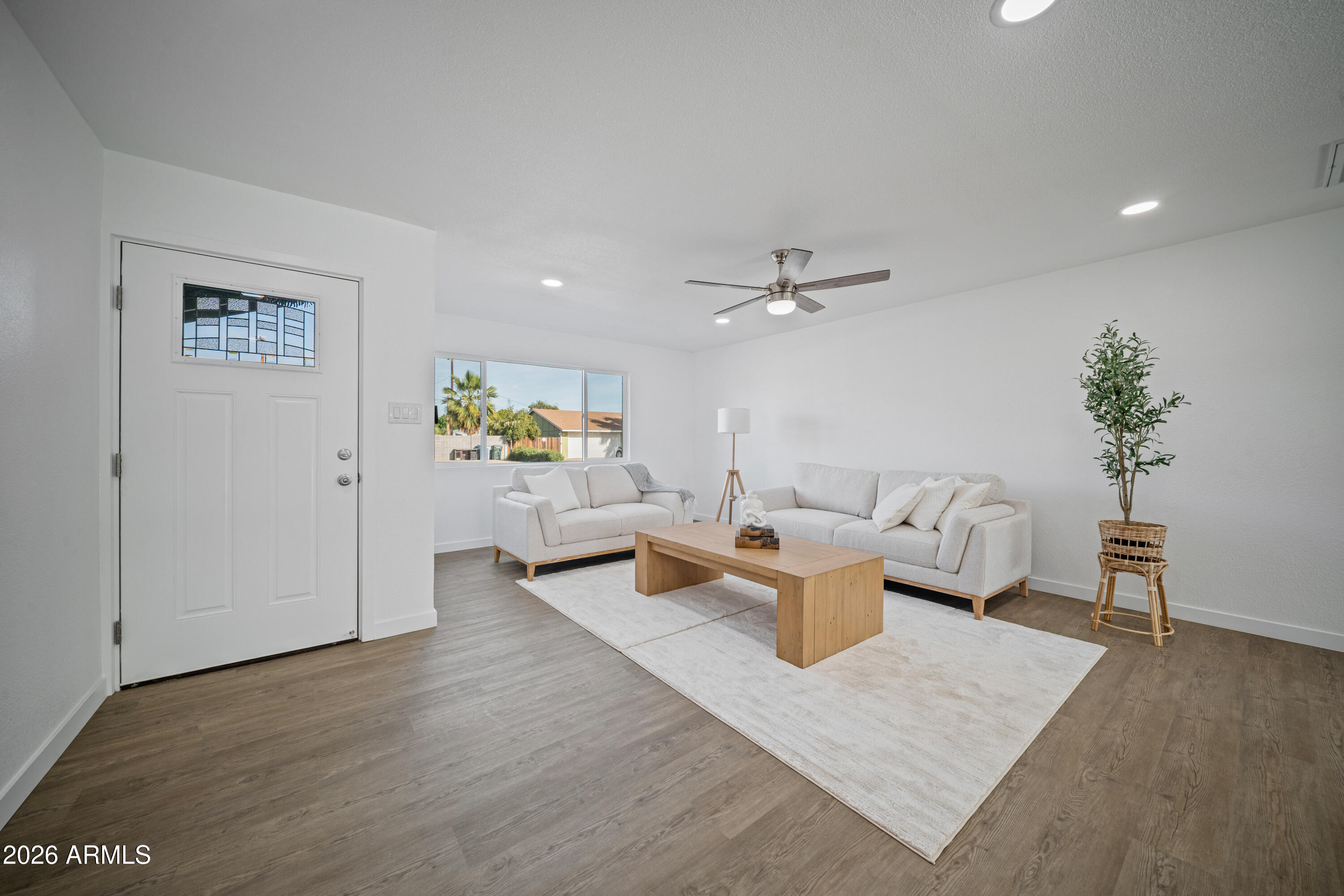 8944 North 17th Lane Phoenix, AZ 85021 - Photo 14 of 37 DSC04637