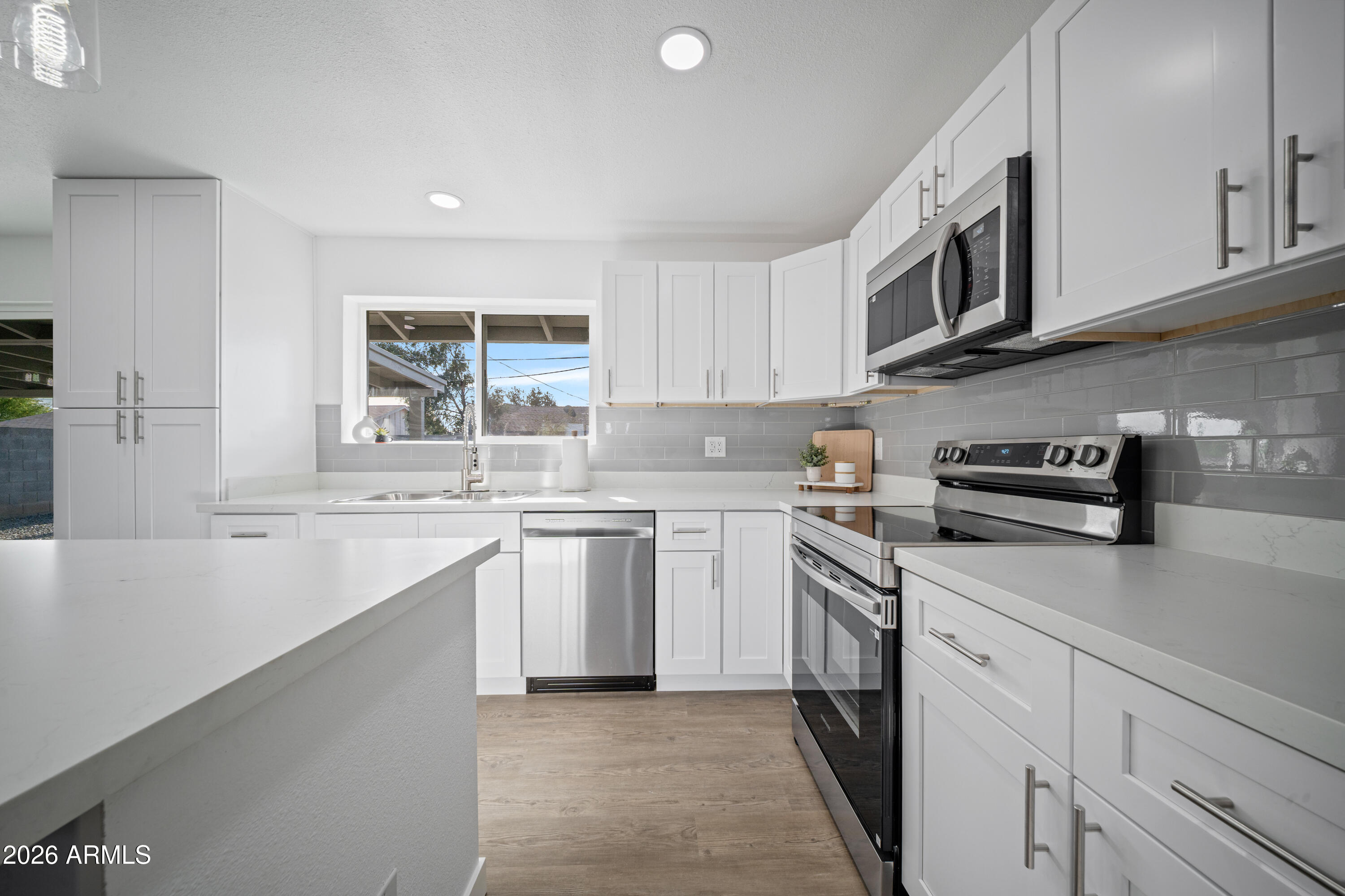 8944 North 17th Lane Phoenix, AZ 85021 - Photo 20 of 37 DSC04667