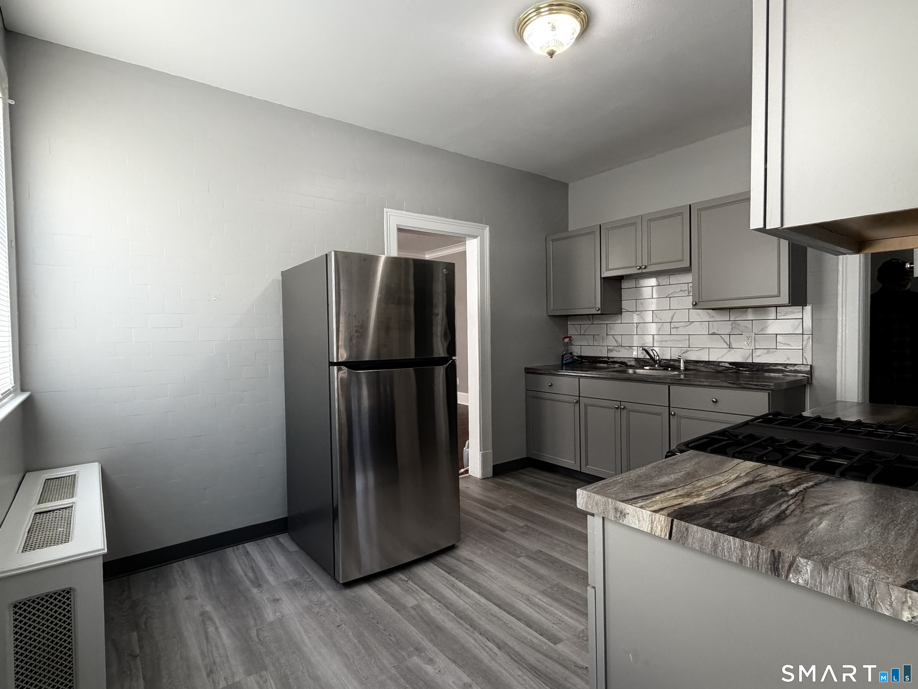 41 Hebron Street Hartford, CT 06112 - Photo 16 of 17