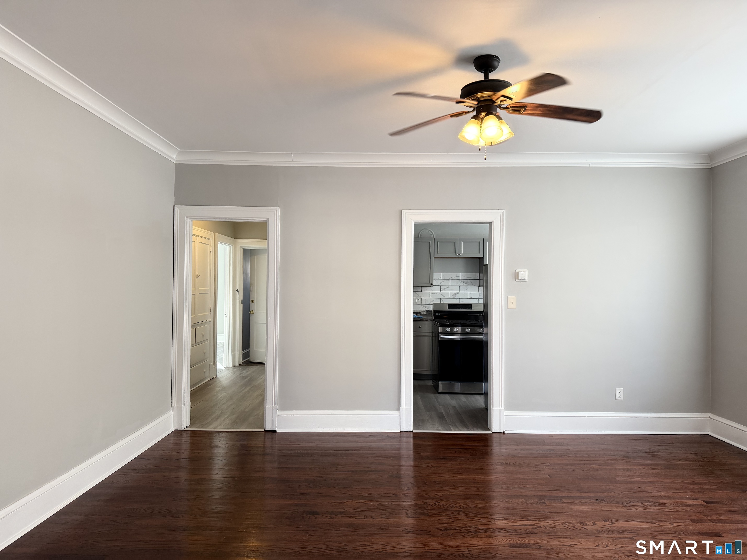 41 Hebron Street Hartford, CT 06112 - Photo 3 of 17