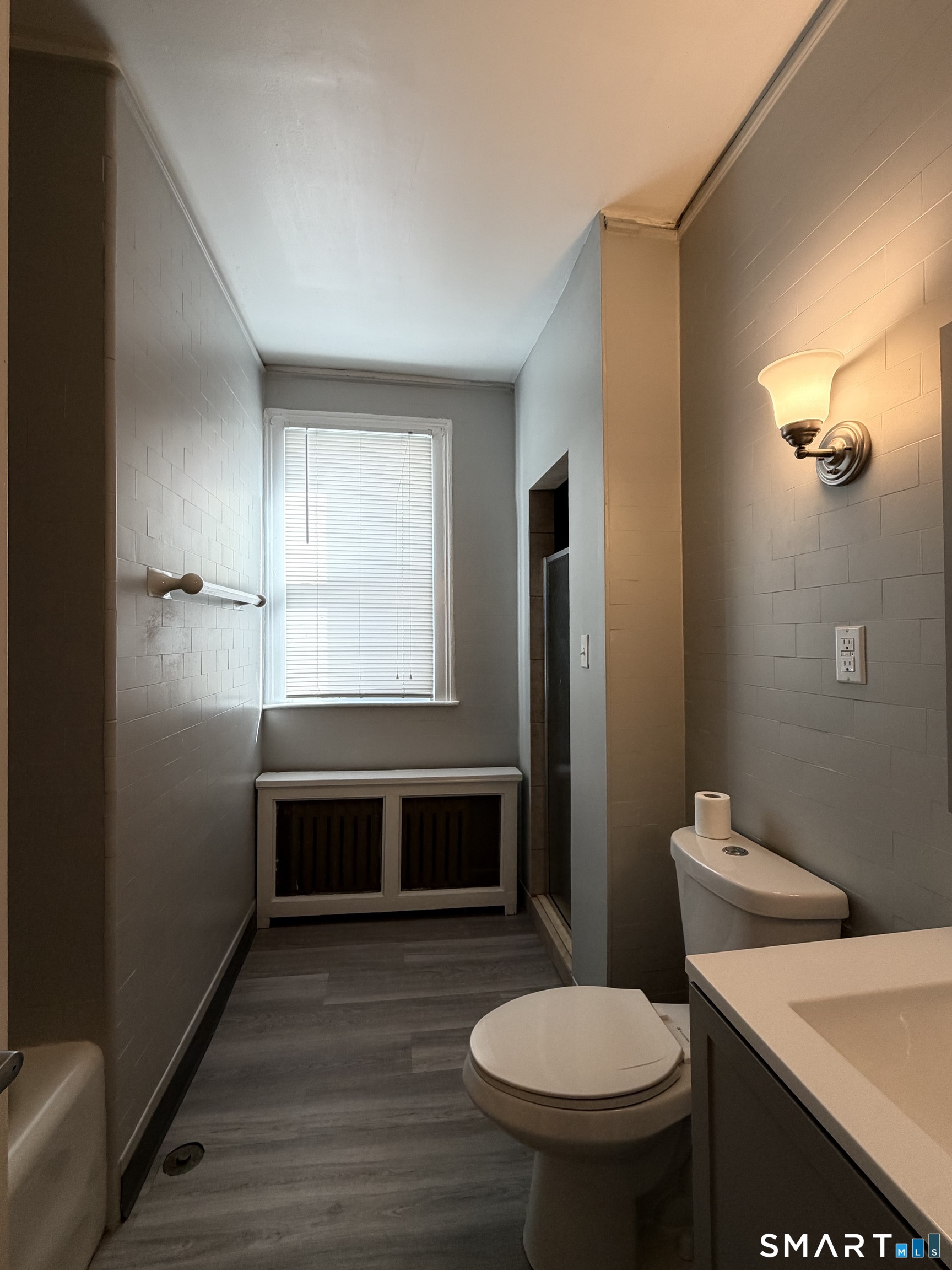 41 Hebron Street Hartford, CT 06112 - Photo 8 of 17