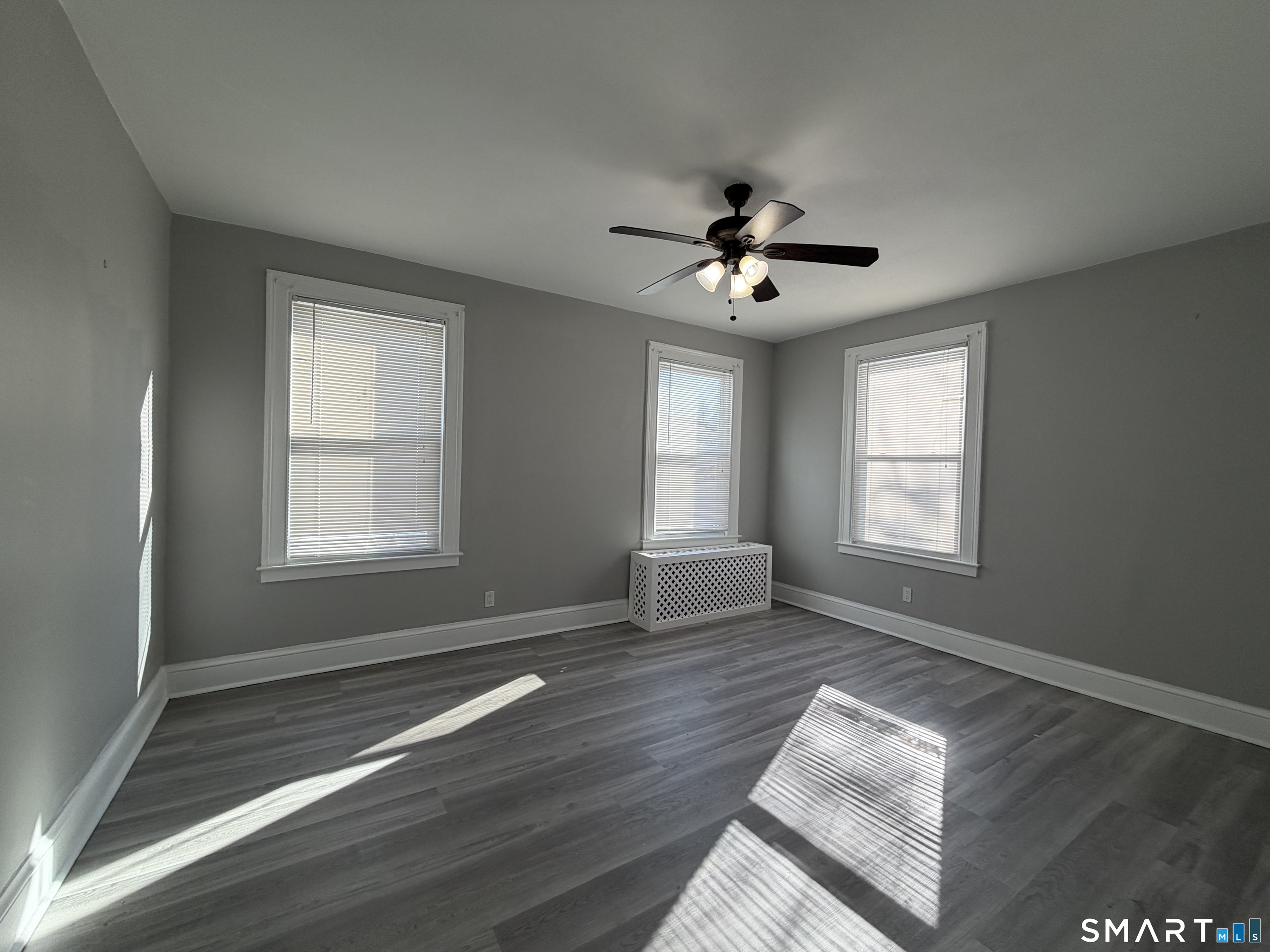 41 Hebron Street Hartford, CT 06112 - Photo 10 of 17