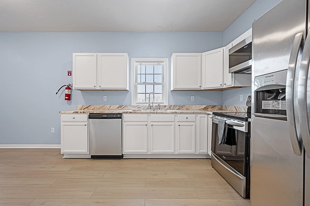53 B Prospect Street Worcester, MA 01605 - Photo 3 of 16