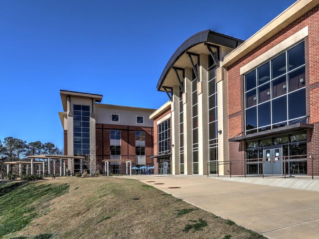 4512 Woodlawn Lake Drive Marietta, GA 30068 - Photo 49 of 55 a view of a building with a street view
