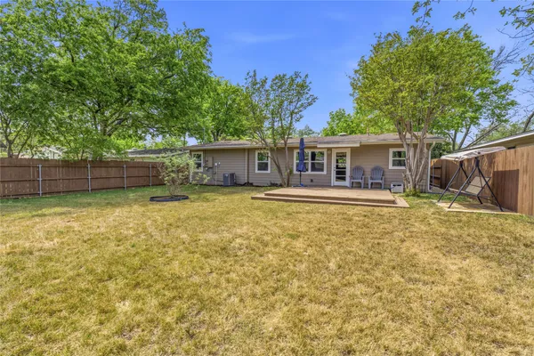$2,600 | 7705 Lazy Lane, Austin, TX 78757