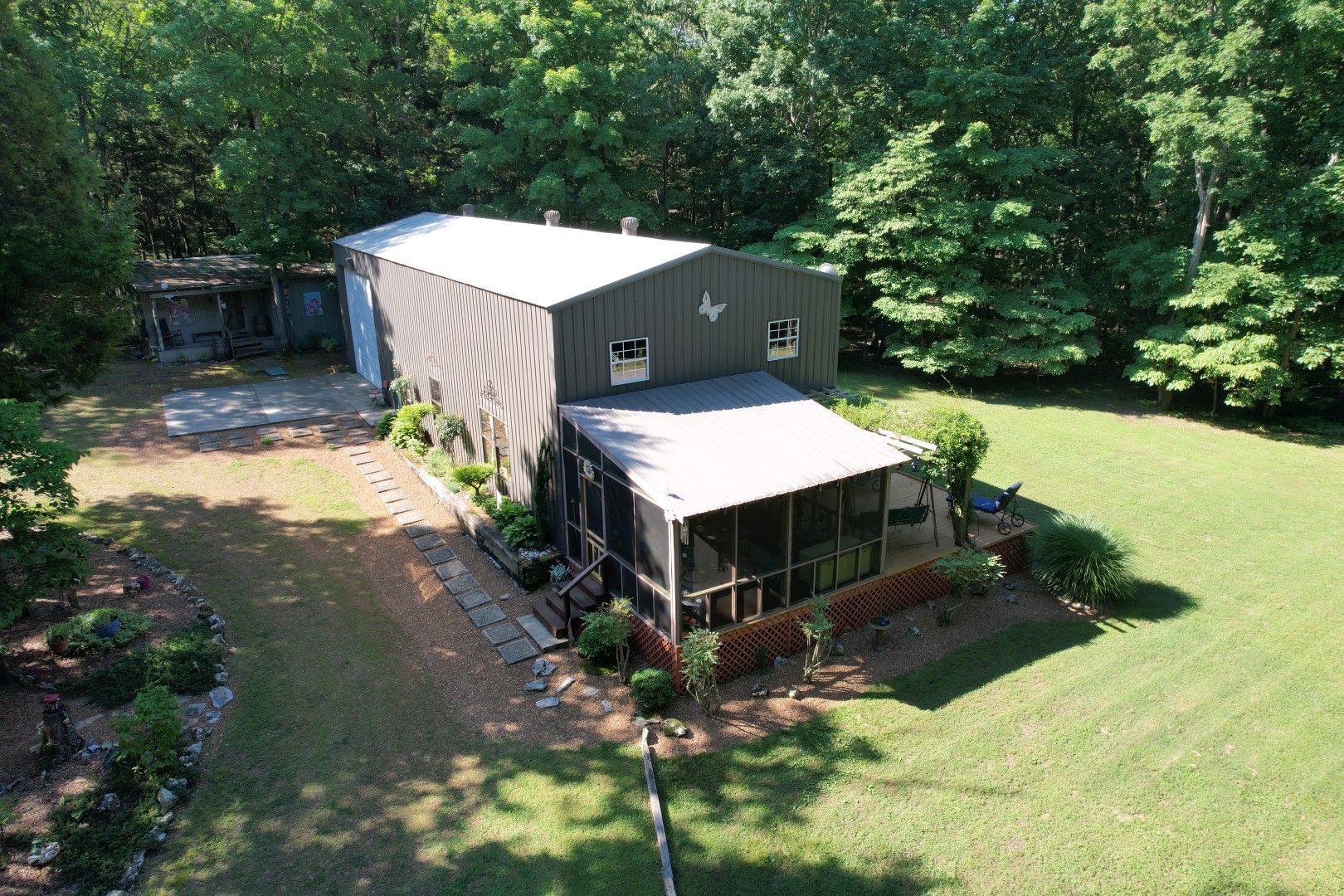 3834 Rowe Gap Road Belvidere, TN 37306 - Photo 4 of 67 Gallery Image 4