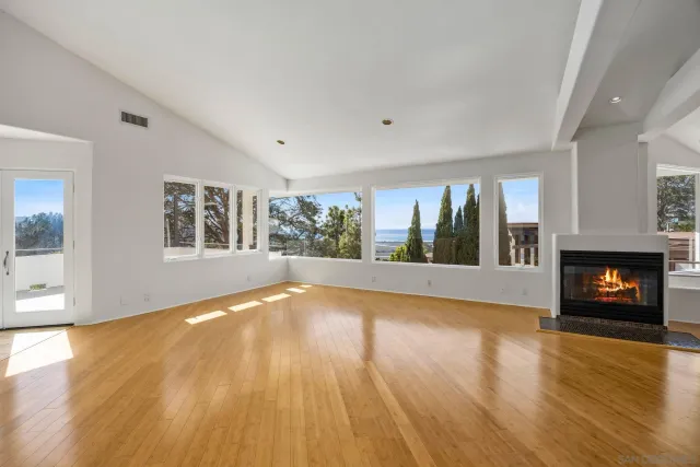 $3,500,000 | 12929 Via Latina, Del Mar, CA 92014