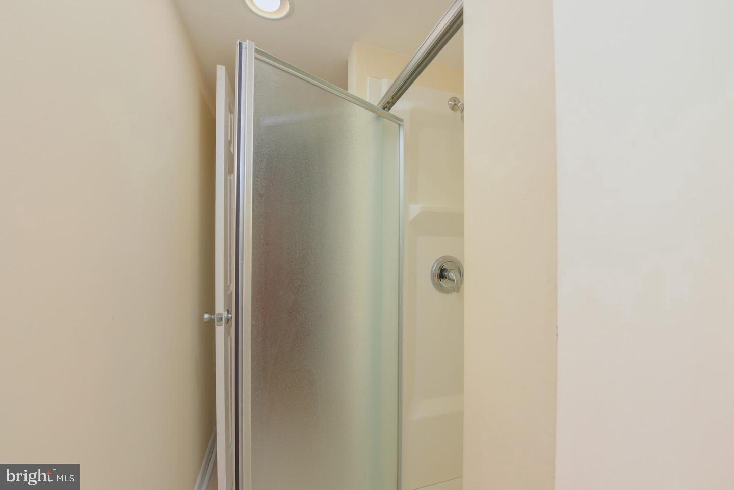 8506 Wagon Wheel Road Alexandria, VA 22309 - Photo 24 of 37