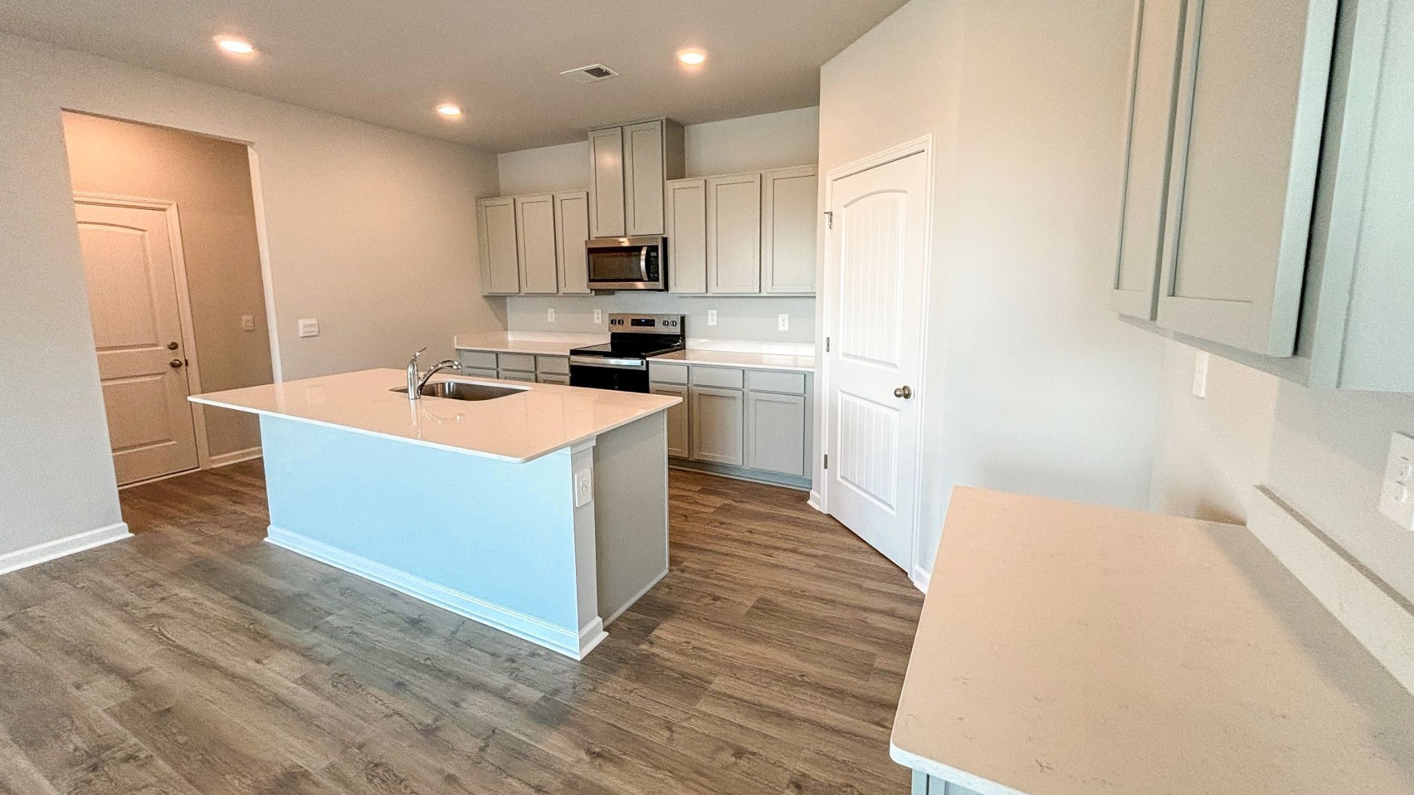 4413 Maxwell Road Antioch, TN 37013 - Photo 3 of 22 Gallery Image 3