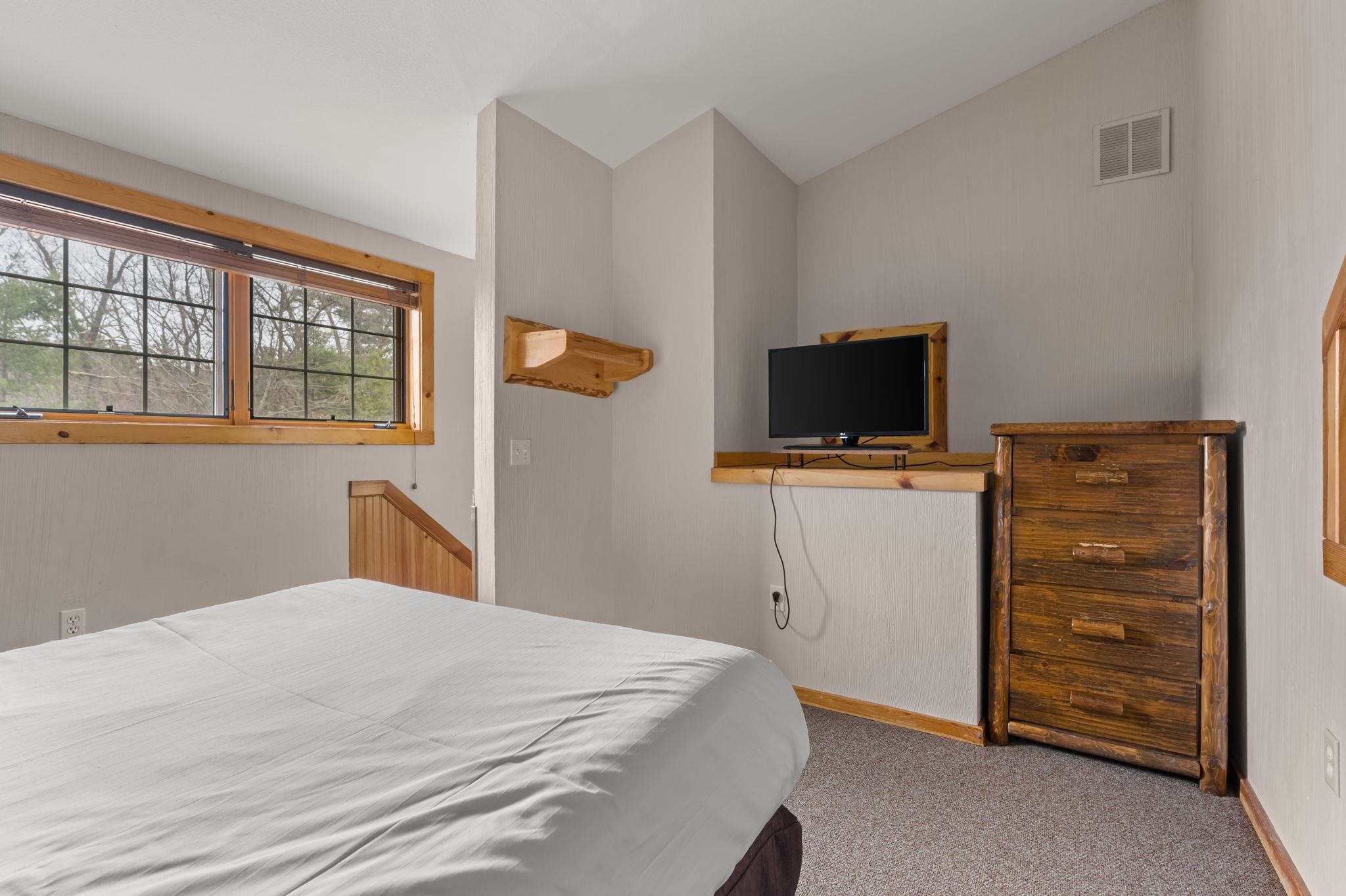 1050 Canyon Road, Unit 21 Lake Delton, WI 53913 - Photo 33 of 37