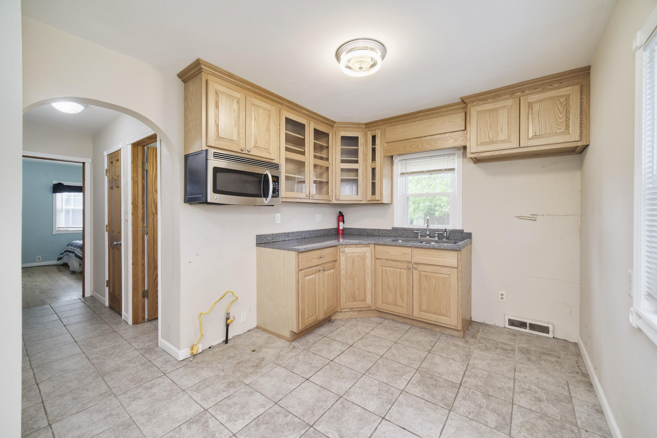 116 Sibben Street Manistee, MI 49660 - Photo 8 of 26 116_Sibben_St-10