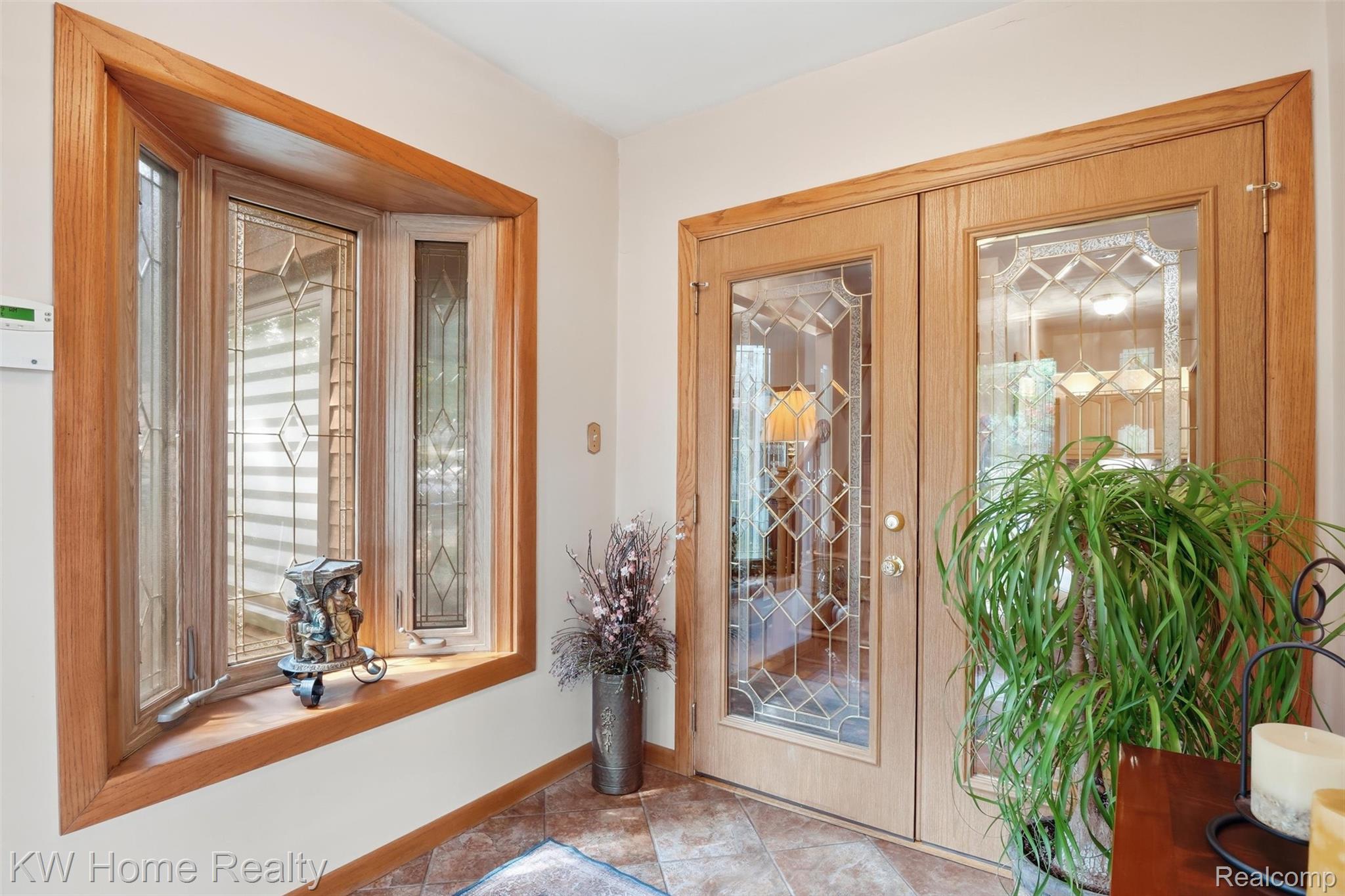 21435 Gill Road Farmington, MI 48335 - Photo 6 of 86 07-DSC01280.jpg
