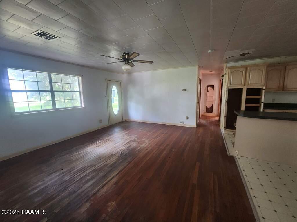 37208 Monceaux Road Gueydan, LA 70542 - Photo 20 of 35 20250605_161458